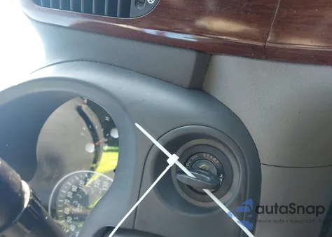 2006 Kia Sedona Ex/Lx z USA, uszkodzony, nr VIN KNDMB233666062893